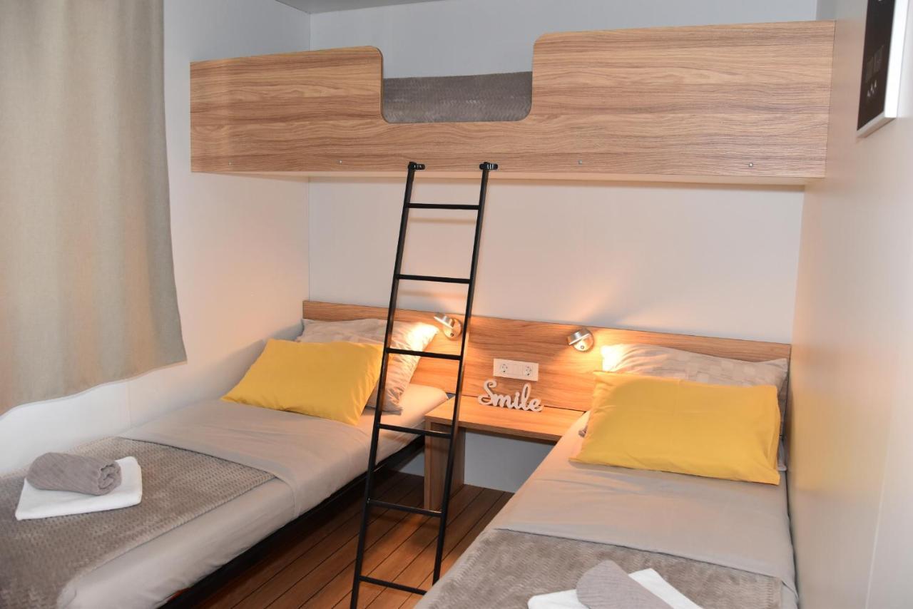 Mobile Home Starfish IV Camp Biograd 比奥格勒·纳·莫鲁 外观 照片
